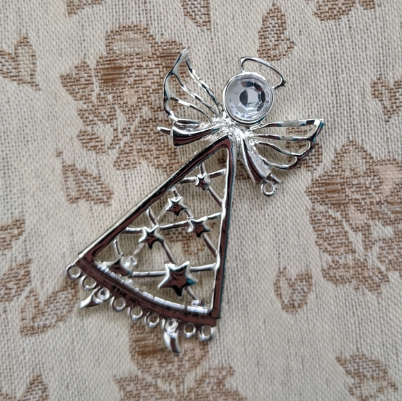 ⚡FREE W BUNDLE⚡ Brooch Bundle - Picture 2 of 7